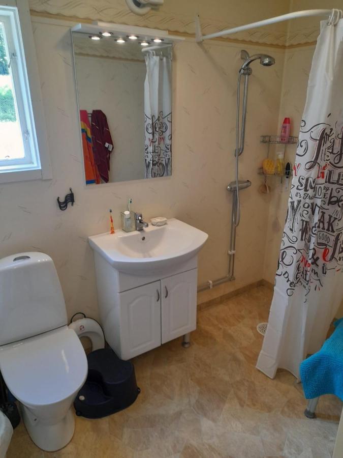 Summer Bedroom, Outside Toilet, Shower, Kitchen. 120 M From Sandbach. Bracke  Экстерьер фото
