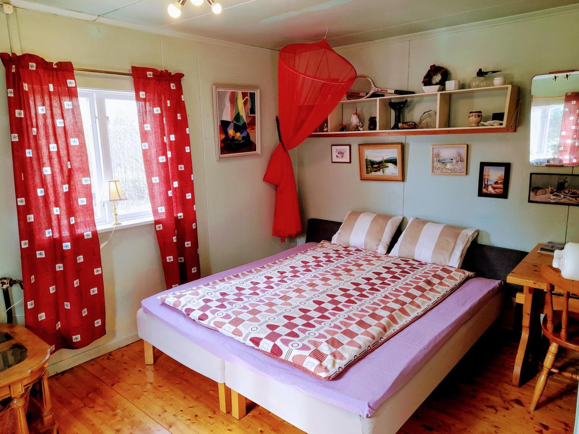 Summer Bedroom, Outside Toilet, Shower, Kitchen. 120 M From Sandbach. Bracke  Экстерьер фото